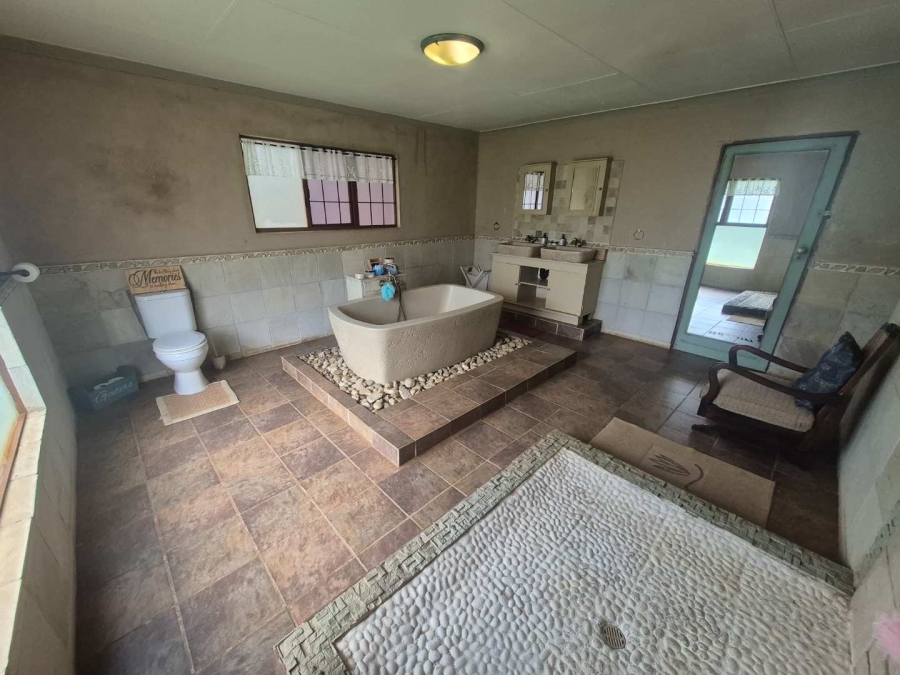 10 Bedroom Property for Sale in Mooinooi North West